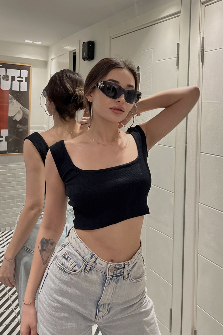 Siyah Askılı Crop Top ATE4609 - ZECHKA