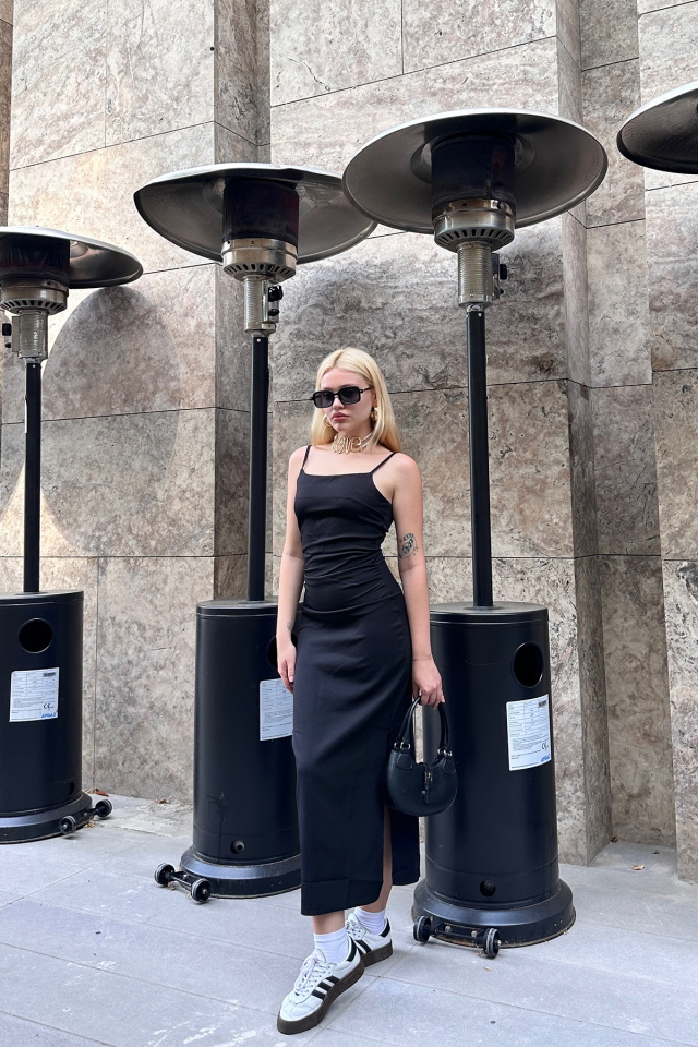 Siyah Askılı Uzun Elbise ATE7564 