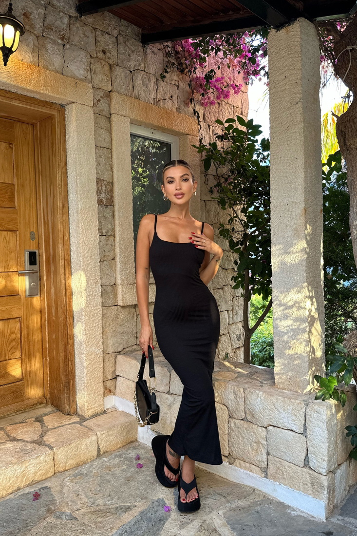 Siyah Askılı Yırtmaç Detay Uzun Elbise ATE7814 - EYYO