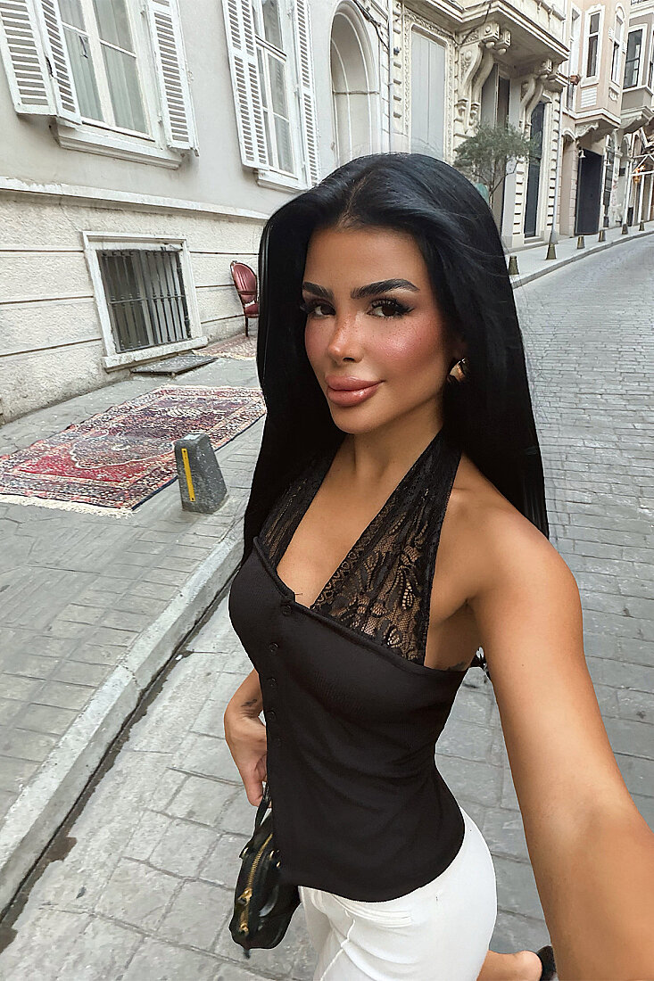 Siyah Bağlamalı Dantel Detay Crop Top  (1)
