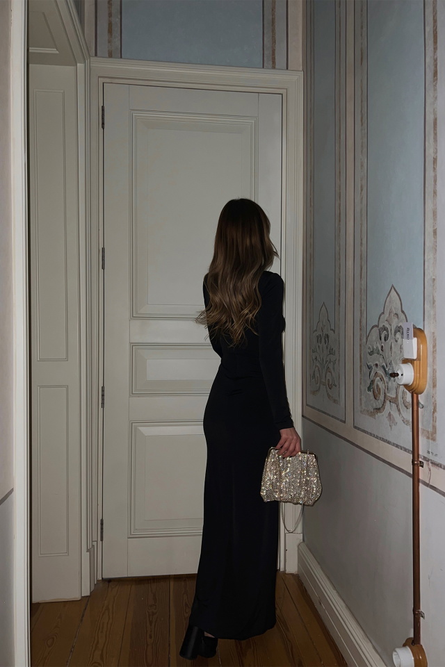 Siyah Bağlamalı Pencere Detay Elbise ATE3675 - 3