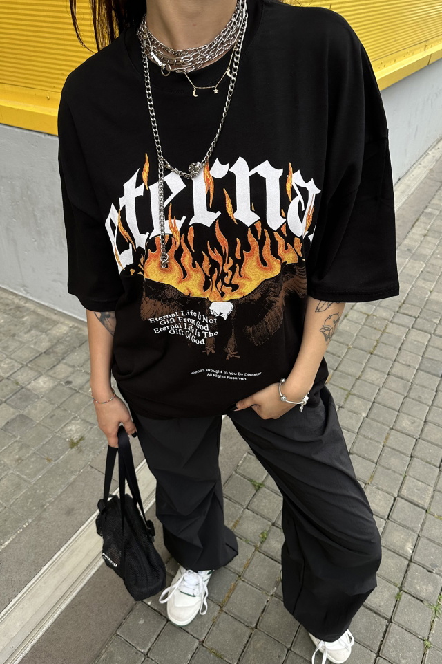 Siyah Baskılı Oversize Tişört