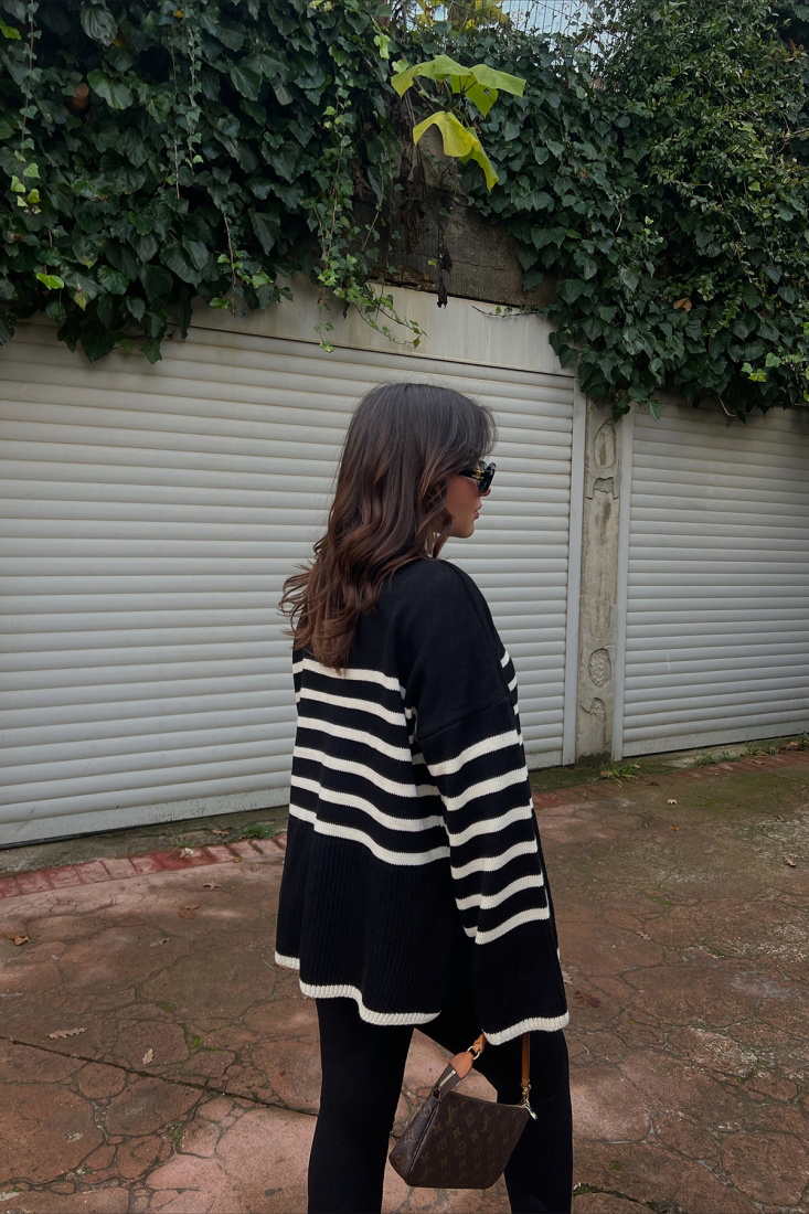 Siyah Beyaz Çizgili Triko Kazak ATE2639 - EYYO