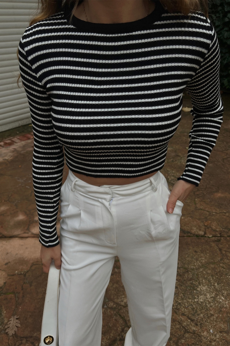 Siyah Beyaz Çzigili Kazak ATE2656 - EYYO