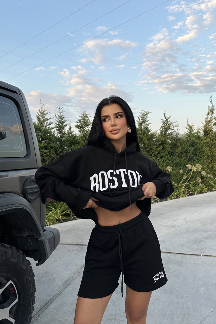 Siyah Boston Yazılı Şortlu Takım ATE8318 - UĞUR ERDURAN