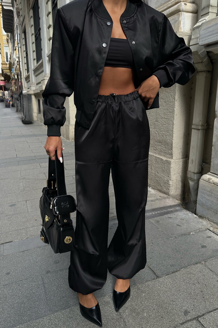 Siyah Ceketli Takım ATE8572 - SOBE