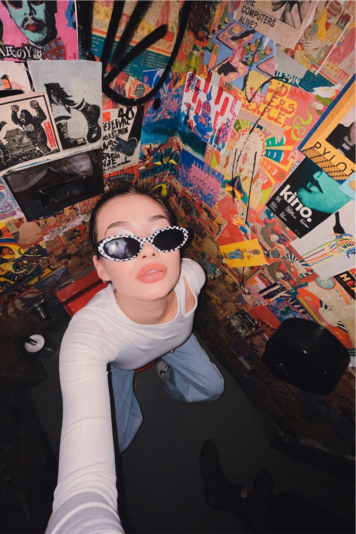 Siyah Çerçeve Detay Gözlük ATE4242 - 