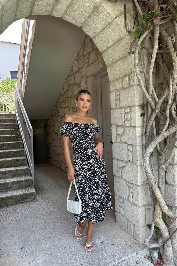 Siyah Çiçek Desen Yırtmaç Detay Elbise ATE7616 - EYYO