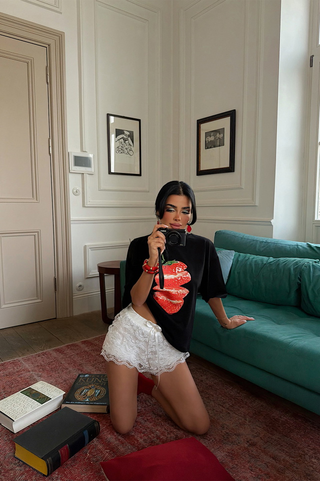 Siyah Çilek Baskılı Tişört ATE-5269 - 3