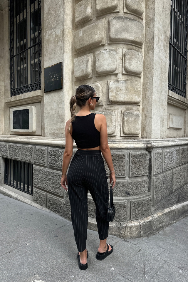 Siyah Çizgili Cep Detay Pantolon ATE7126