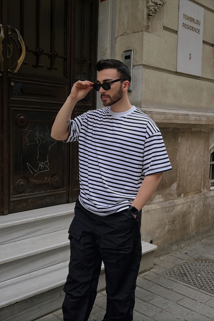 Siyah Çizgili Oversize Tişört ATE5174 - 