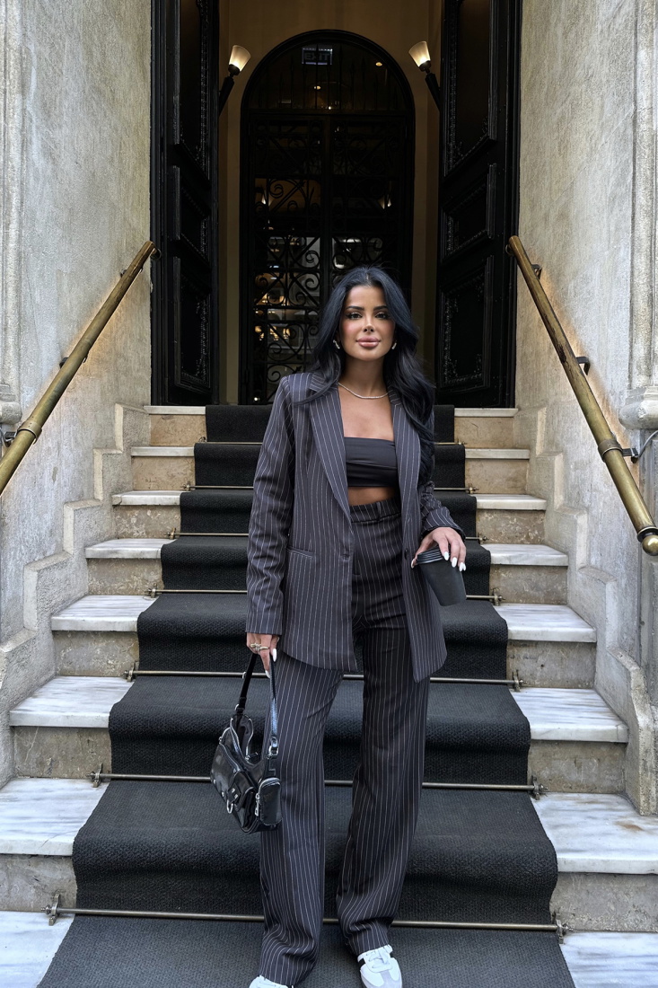 Siyah Çizgili Pantolonlu Takım ATE8668 - EYYO TOPTAN