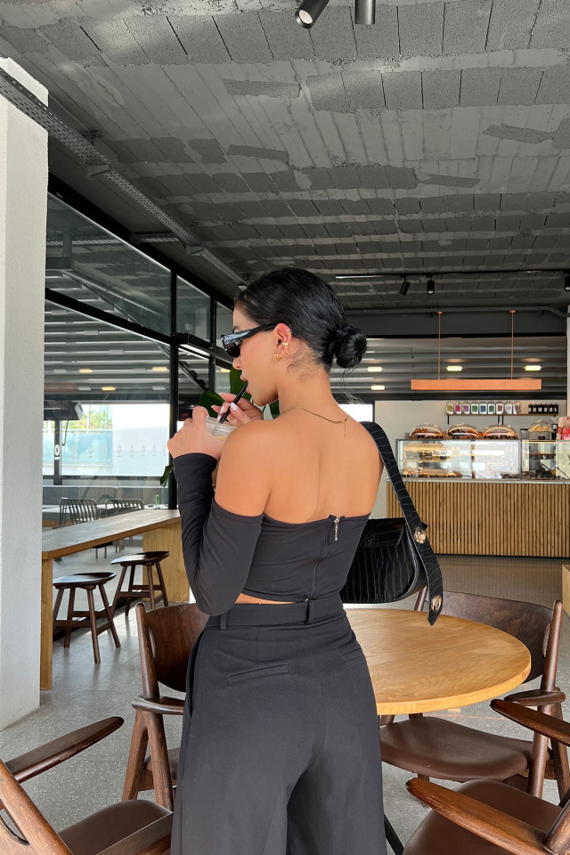 Siyah Crop Top ATE2010 - 2