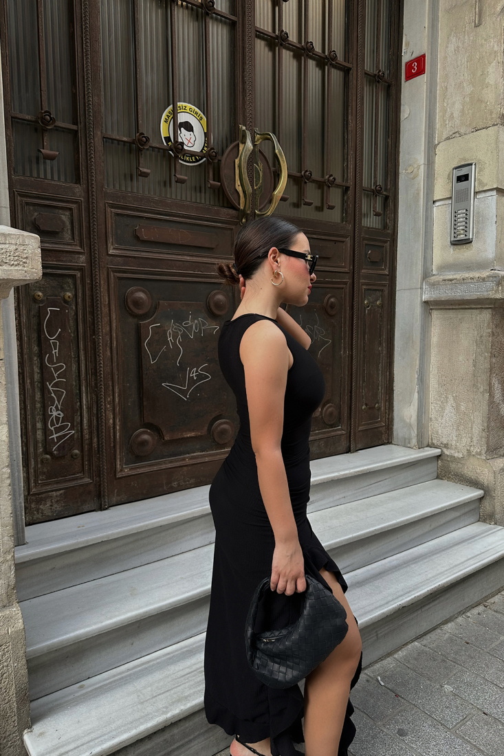 Siyah Derin Yırtmaçlı Uzun Elbise ATE6061 - EYYO