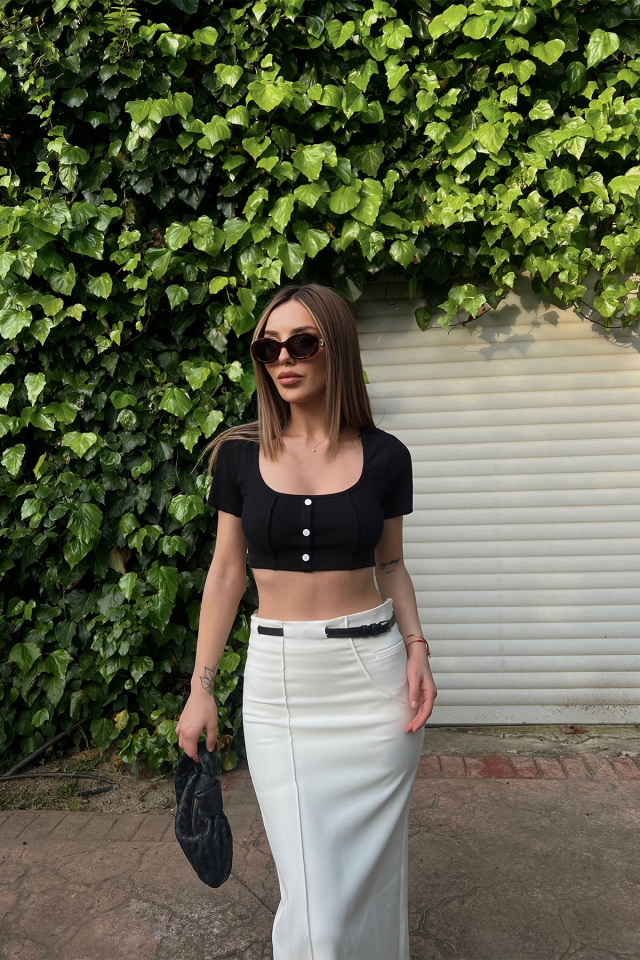 Siyah Düğme Detay Crop Top ATE6421 - 1