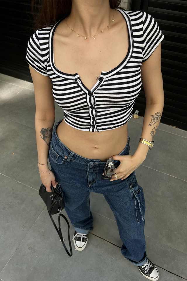 Düğme Detay Crop Top ATE6975 - 2