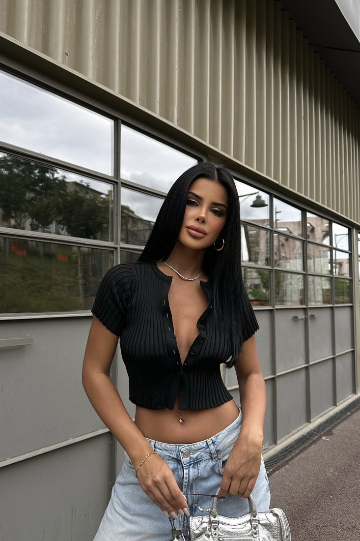 Siyah Düğme Detay Crop Top ATE7978 - ESPERİ