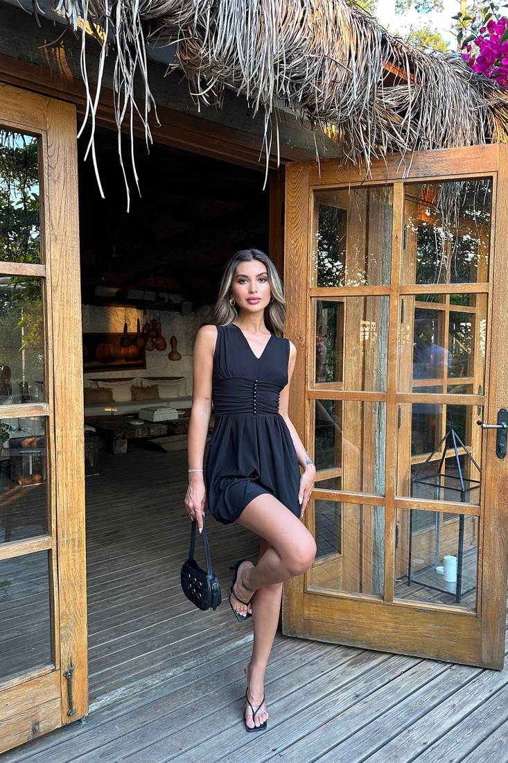 Siyah Düğme Detay Sıfır Kol Elbise ATE7267 - EYYO