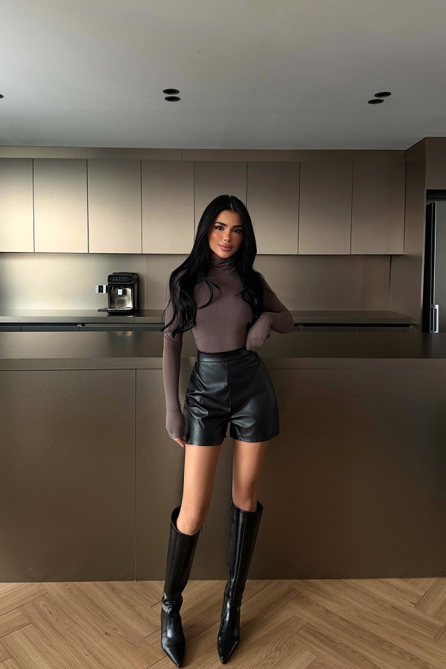 Siyah Arrow Mini Deri Şort ATE-1840 - 3