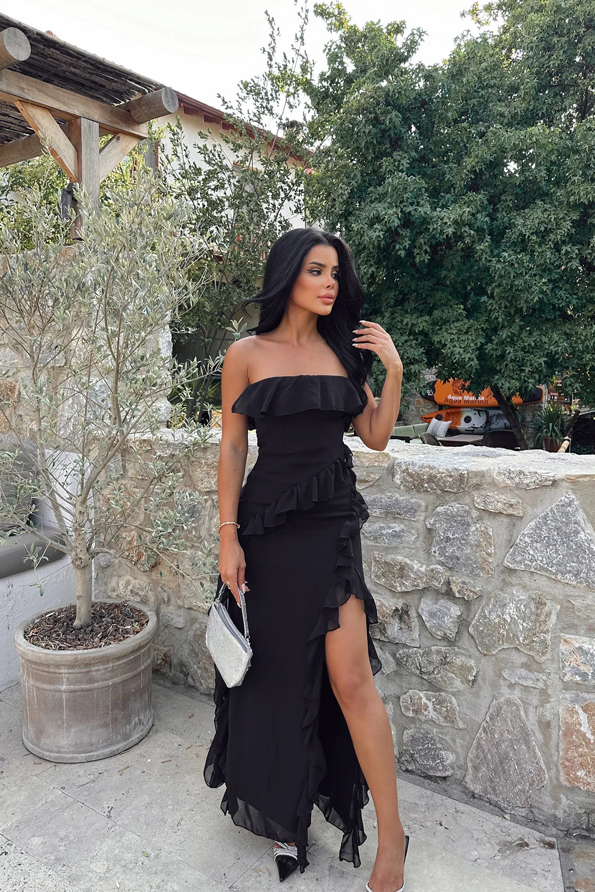 Siyah Fırfırlı Derin Yırtmaçlı Elbise ATE7972 - EYYO