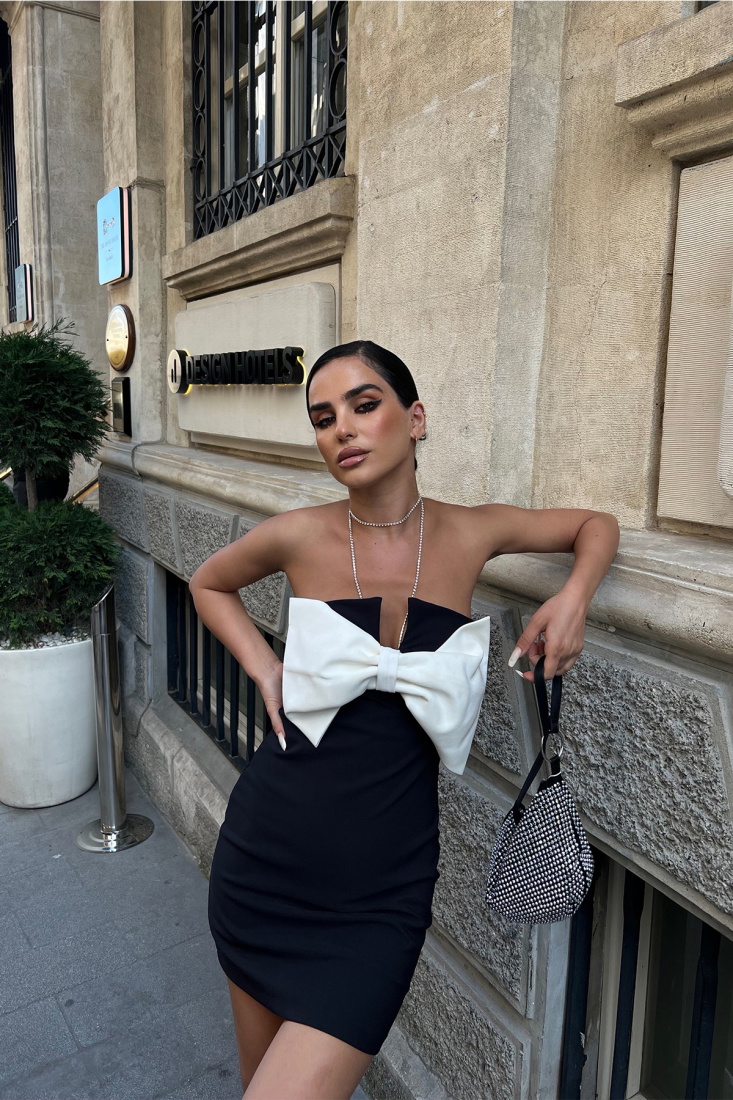 Siyah Fiyonk Detay Mini Elbise ATE7178 - EYYO