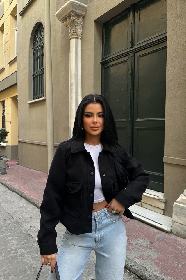 Siyah Gömlek Yaka Cep Detay Ceket ATE-0786 