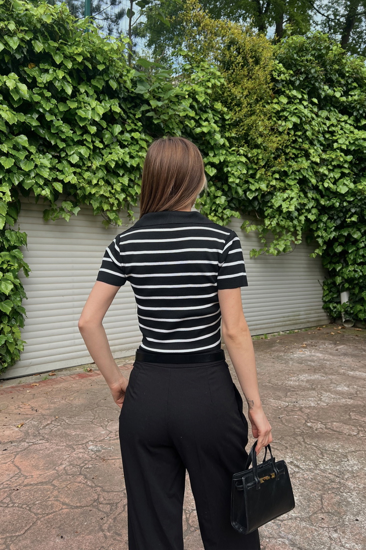 Siyah Gömlek Yaka Crop Top ATE6823 - ZUZU