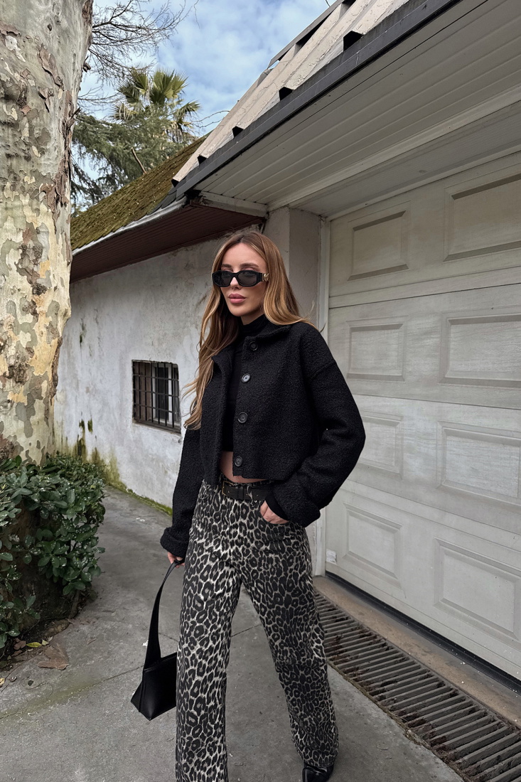 Siyah Belinda Kısa Mont ATE-2031 - EYYO