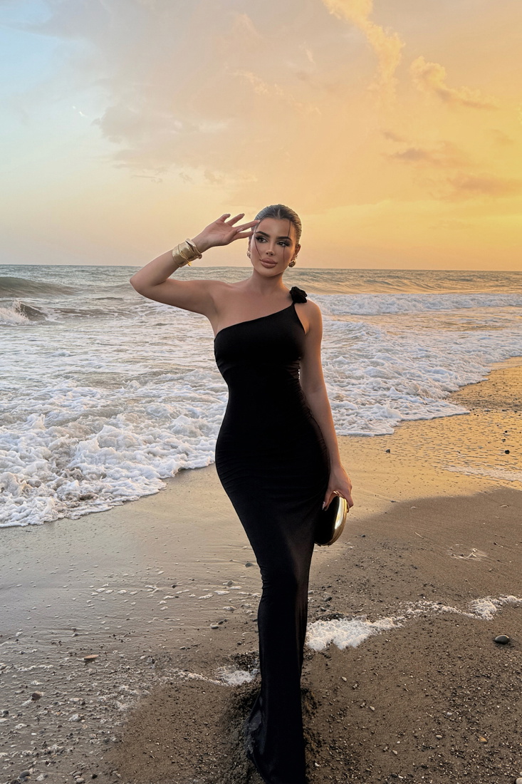 Siyah Gül Detay Bağlamalı Elbise ATE-0211 - BİROL ATÖLYE