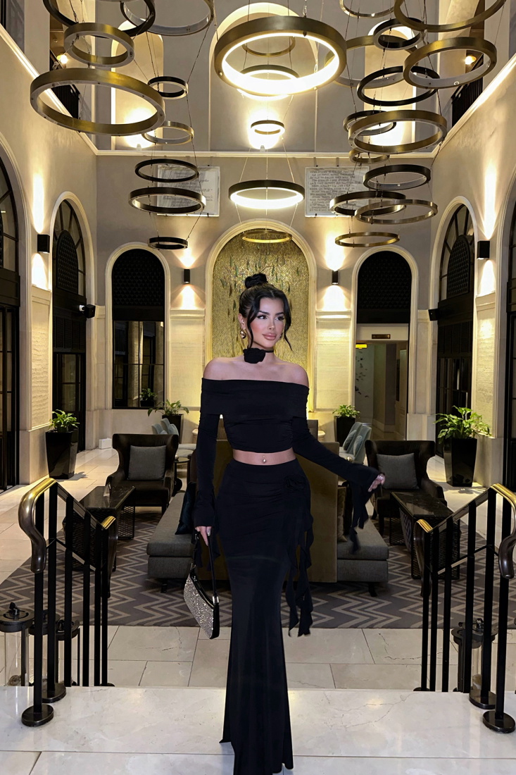 Siyah Gül Detay Sakura Takım ATE-0857 - EYYO