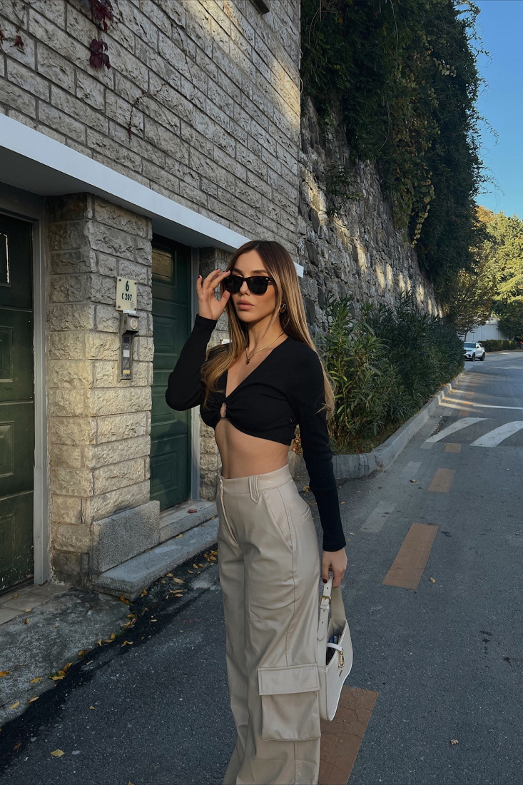 Siyah Halka Detay Crop Top ATE2489 - EYYO