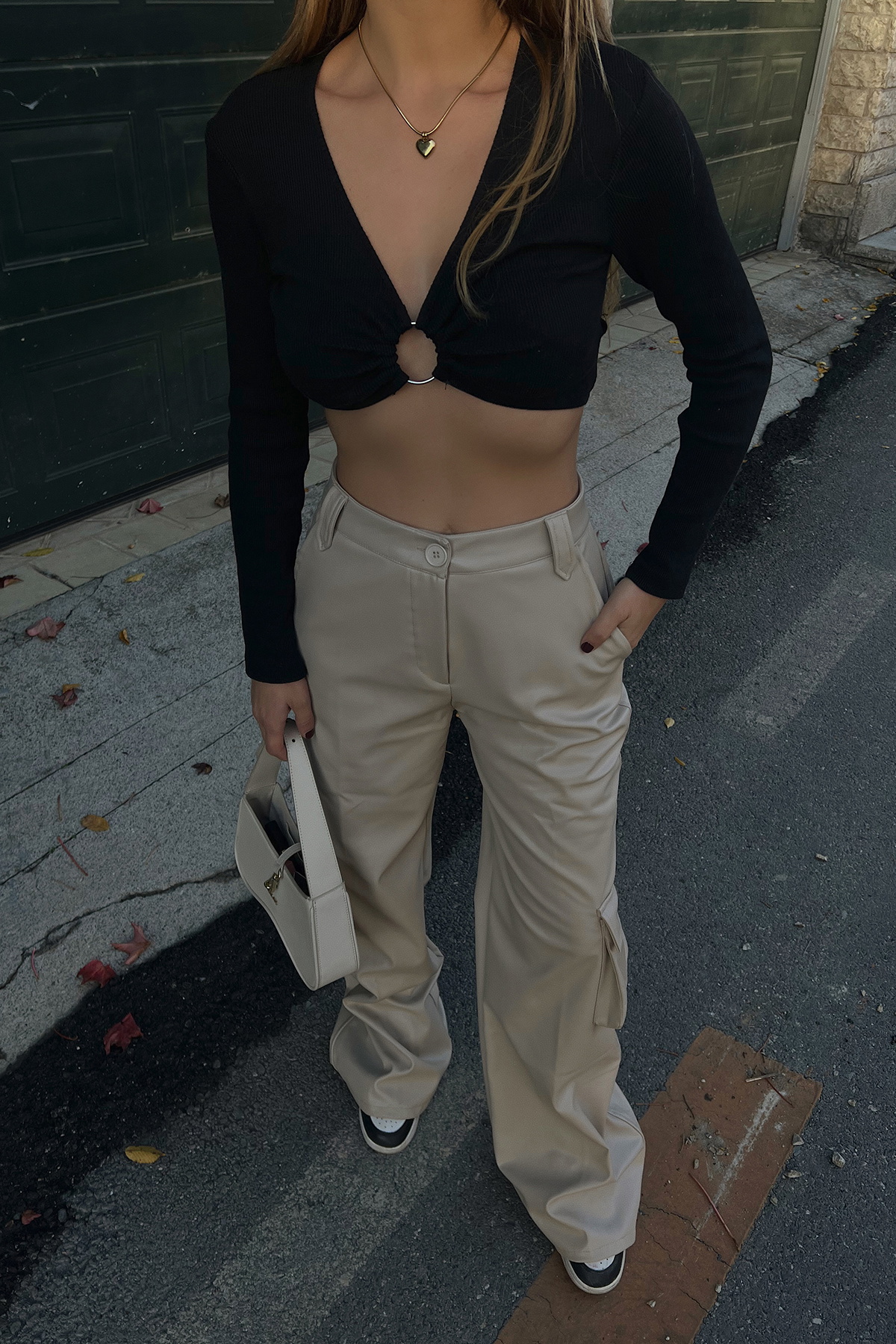 Siyah Halka Detay Crop Top ATE2489 - 2