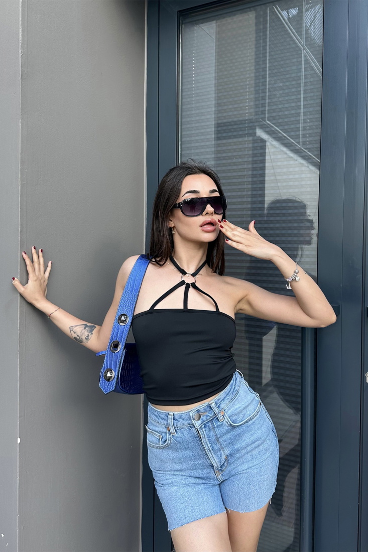Siyah Halka Detay Crop Top ATE7153 - gecce