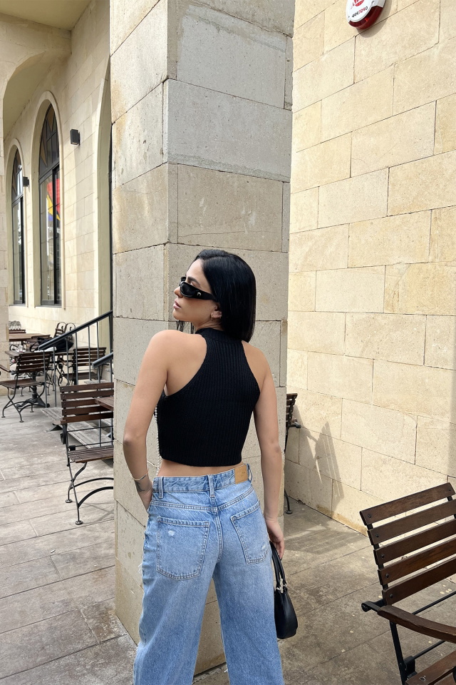 Siyah İnci Detay Crop Top ATE4564 - 5