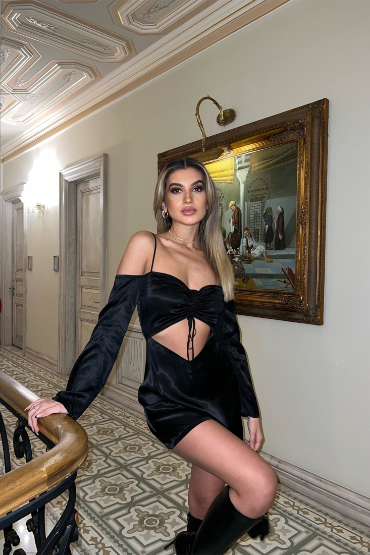 Siyah ip Askılı Önden Bağlamalı Mini Elbise ATE3764 - EYYO