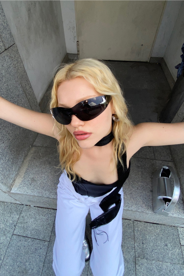 Siyah Kalın Çerçeveli Gözlük ATE4605 - 