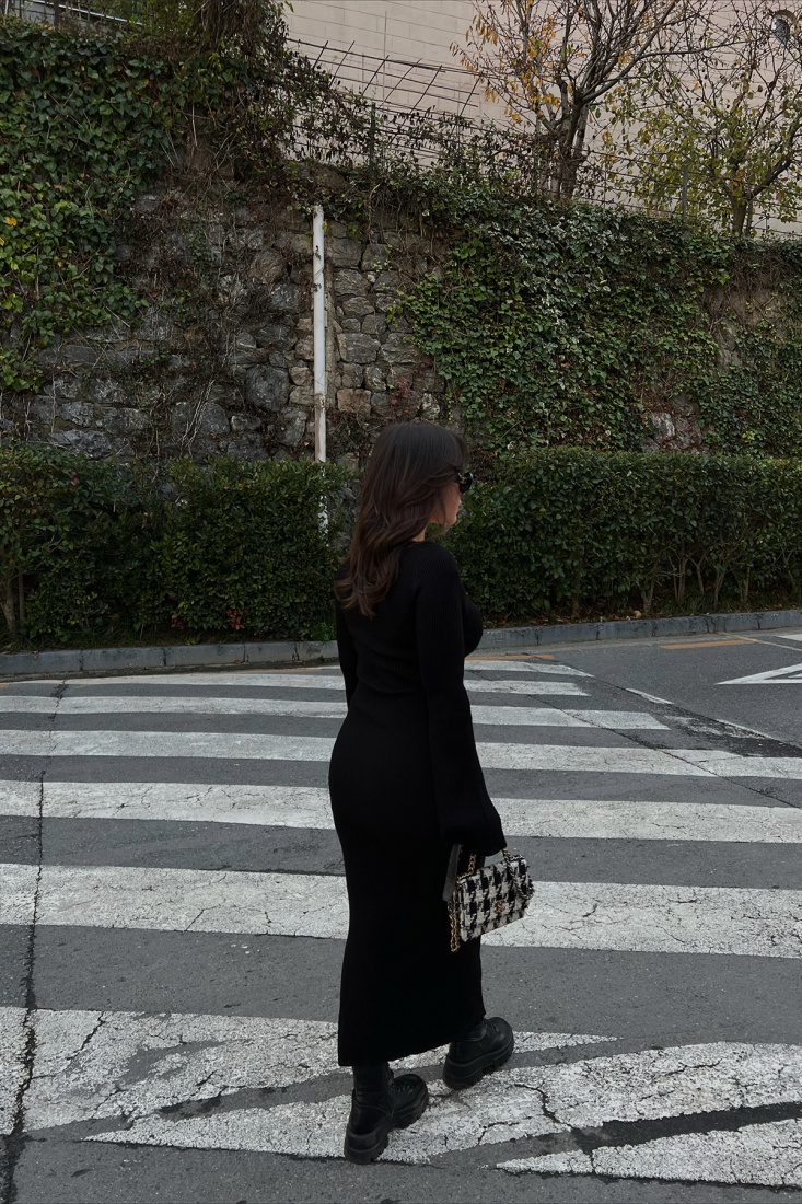 Siyah Kalp Yaka Uzun Elbise ATE2641 - EYYO