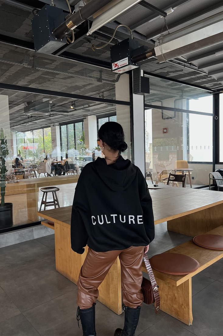 Siyah Kapşonlu Arkası Baskılı Sweat ATE2514 - EYYO