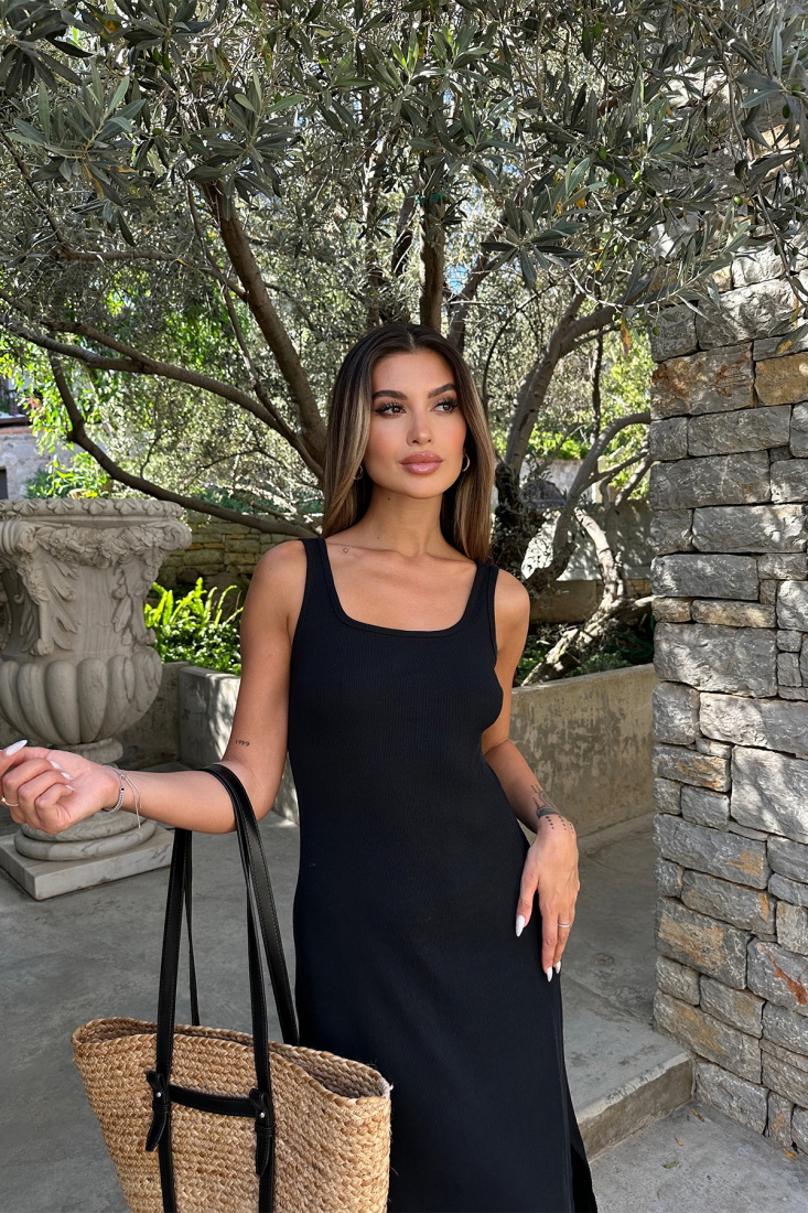 Siyah Kare Yaka Uzun Elbise ATE7370 - EYYO