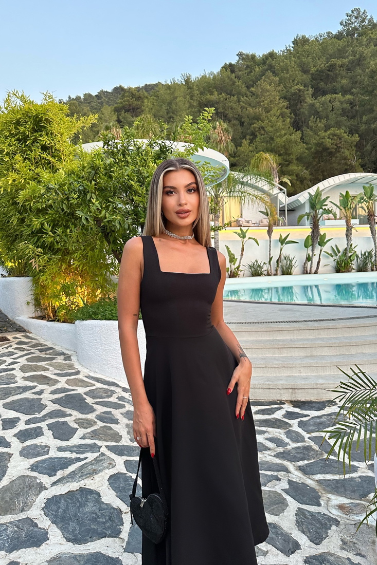 Siyah Kare Yaka Uzun Elbise ATE7717 - EYYO