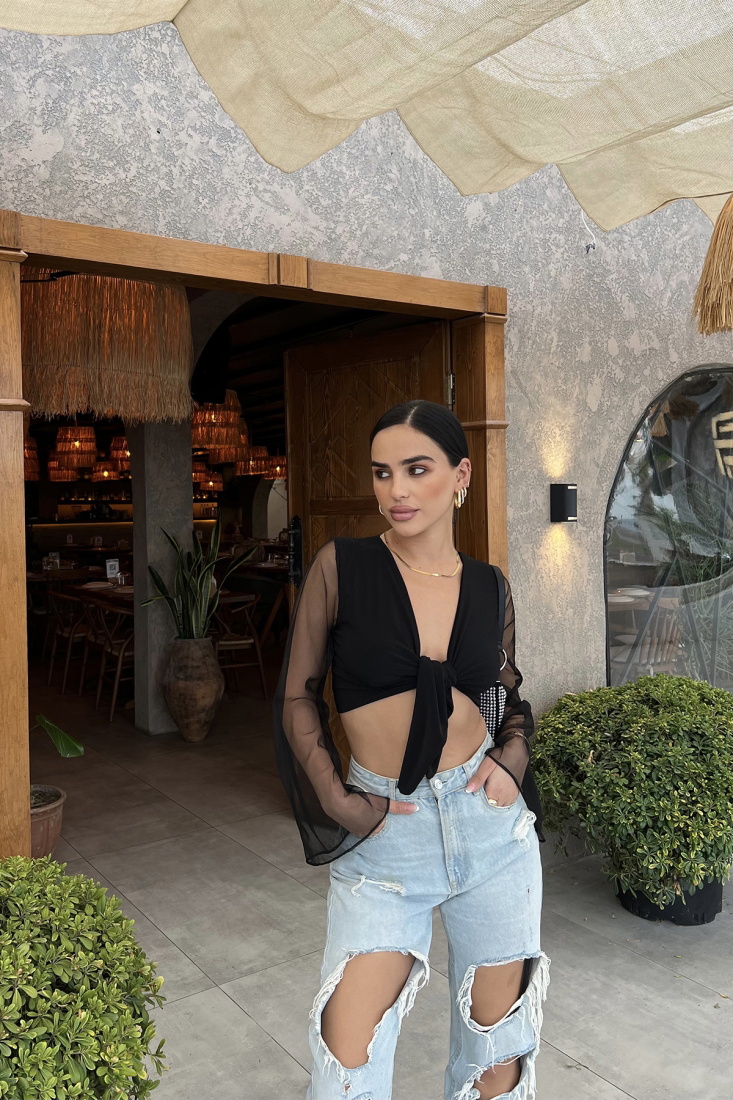 Siyah Kolları Tül Bağlamalı Crop Top ATE2619 - EYYO