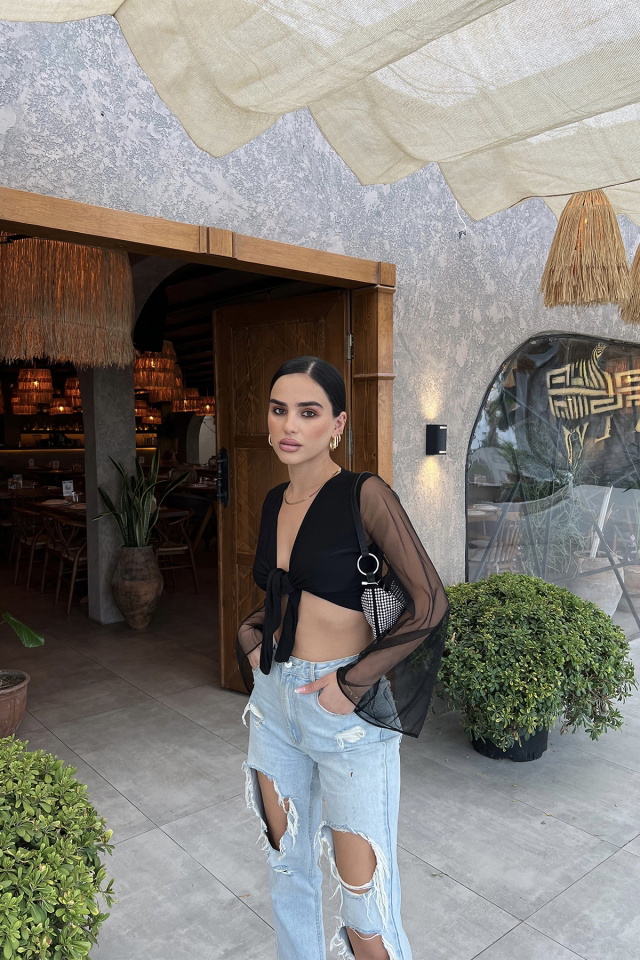 Siyah Kolları Tül Bağlamalı Crop Top ATE2619 - 3
