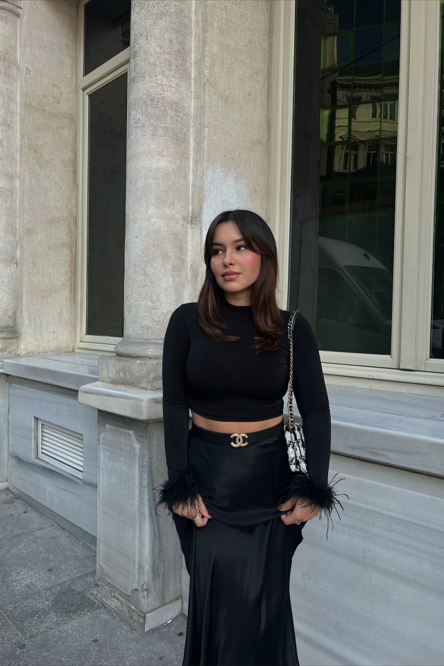 Siyah Genji Tüy Detay Bluz ATE2475 