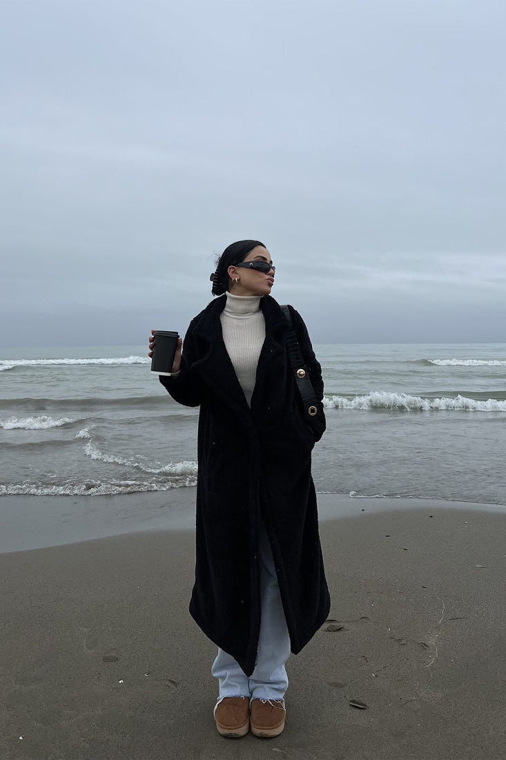 Siyah Kruvaze Yaka Kaban ATE3149 - EYYO