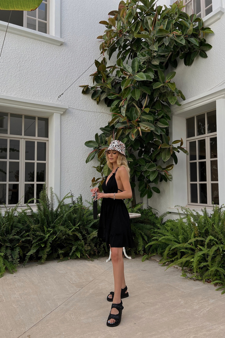 Siyah Kruvaze Yaka Mini Elbise ATE1626 - DEPPOT