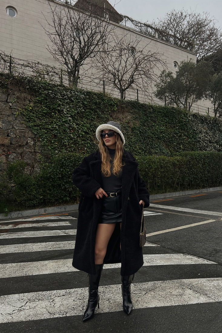 Siyah Kruvaze Yaka Peluş Kaban ATE3123 - EYYO