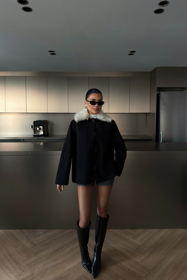 Siyah Kürk Detay Ceket ATE-4737 - 2