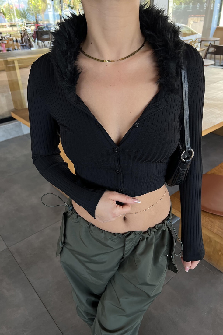 Siyah Kürk Detay Crop Hırka ATE2807 - EYYO