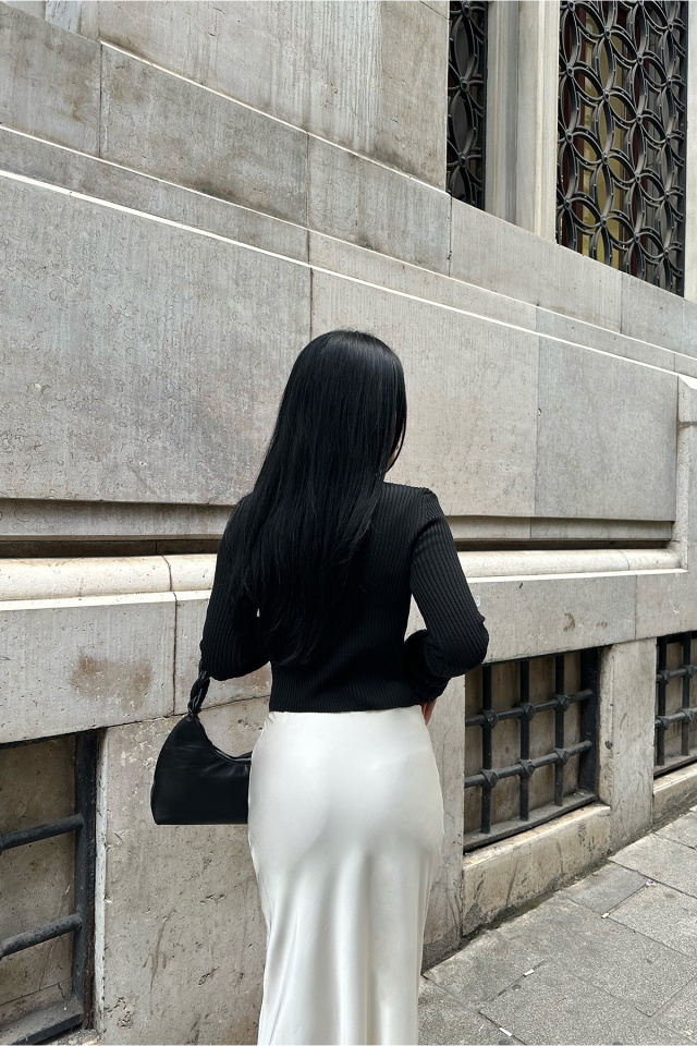 Siyah Kürk Detay Crop Top