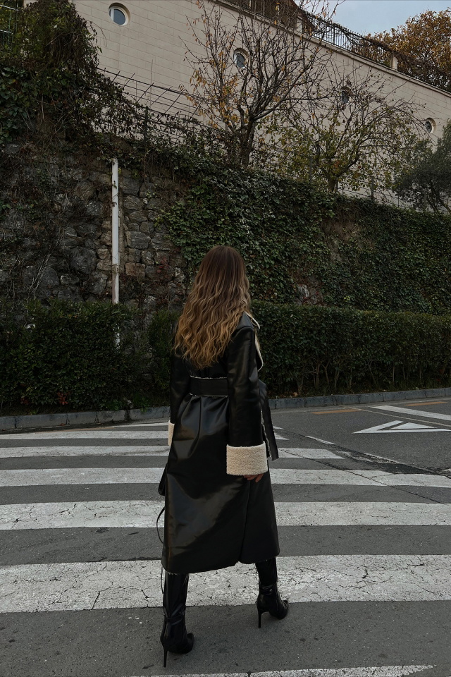 Siyah Kürk Detay Mont ATE2664 - 6